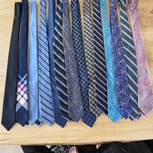 Elegant Men's Tie Collection - Assorted Colors